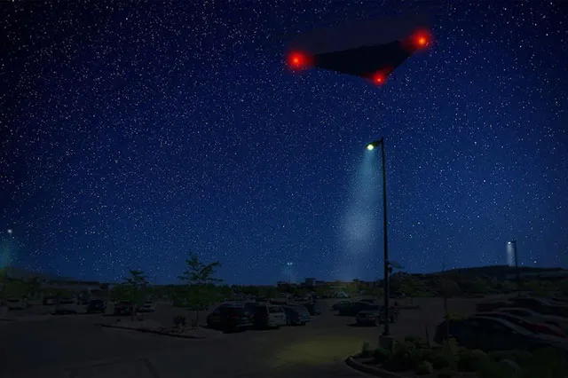 Das Pentagon jagt die Videos von zwei Dreiecks-UFOs