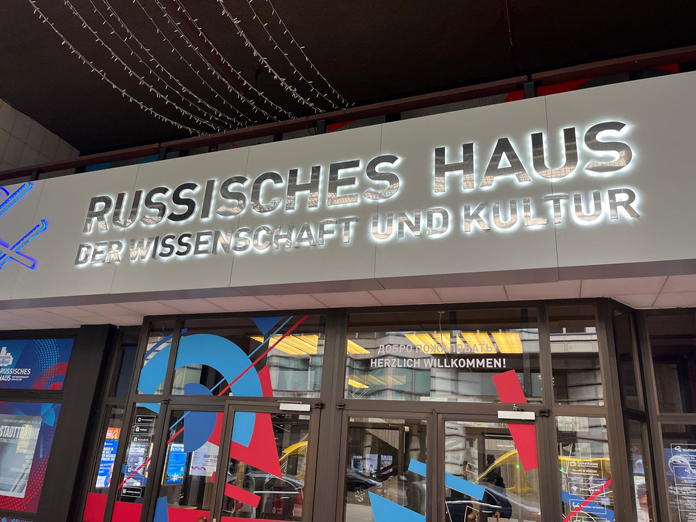 Warum die Schließung des Russischen Hauses ein schwerer Fehler ist