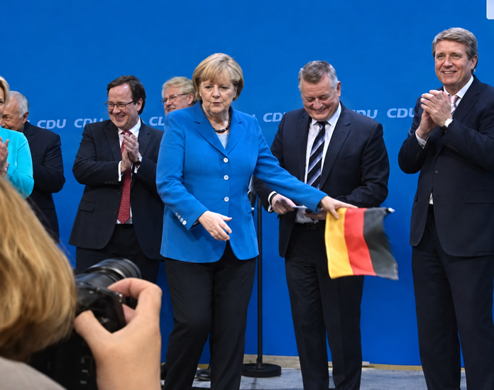Rote Merkel: Altkanzlerin entdeckt ihre Sympathie für die SED-Erben neu